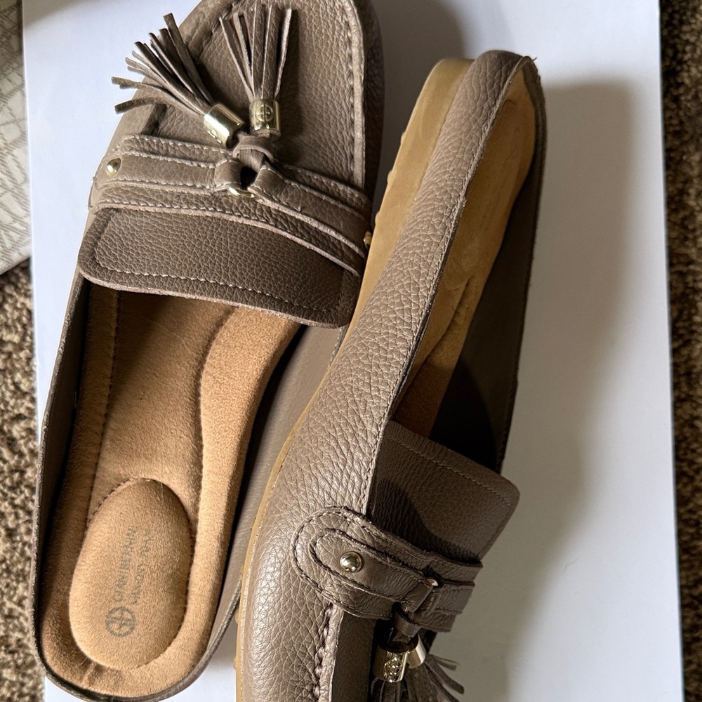 Hush Puppies Brown Leather Loafers with Tassel Detail